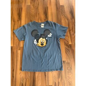 Mickey Mouse Peaking Through Size Medium